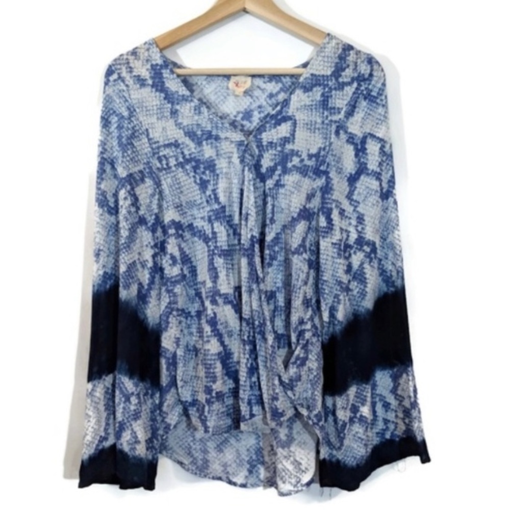 Surf Gypsy bell sleeve top